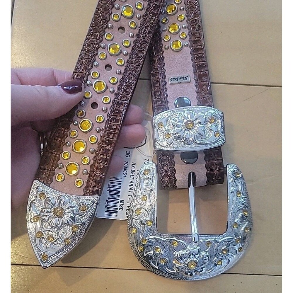 NWT Ariat Western Leather Belt Size 36  Silver Engraved Buckle Yellow Rhinestone